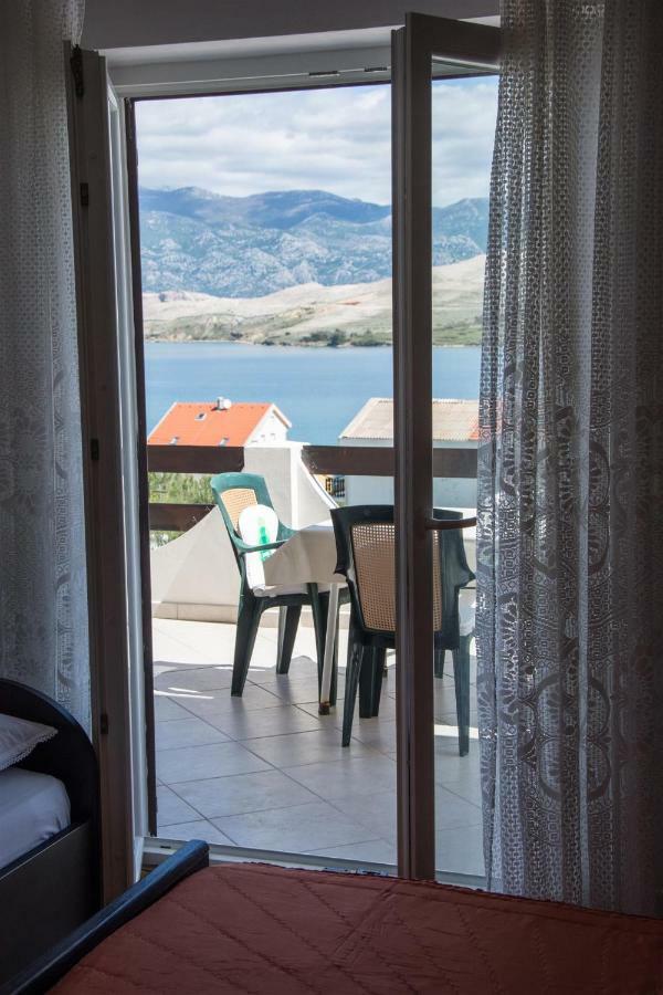 Apartmani Marija Ljubica Pag Town Exterior foto